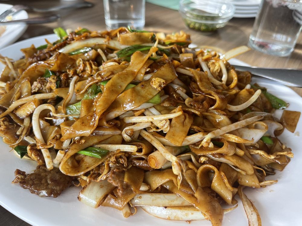 WING PHAT Updated September 2024 154 Photos & 62 Reviews 4201 Rue