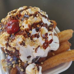 Churros n ice cream!