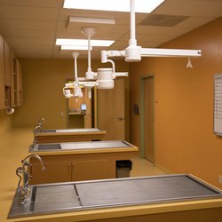 Monterey Peninsula Veterinary Emergency & Specialty Center