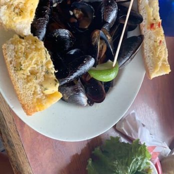 Half Shell Raw Bar - Mussels - Seafood Near Me - Key West, Florida