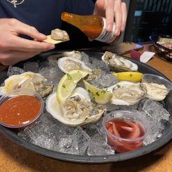 Randy's Shrimp & Oyster Bar - Fresh Shucked Oysters