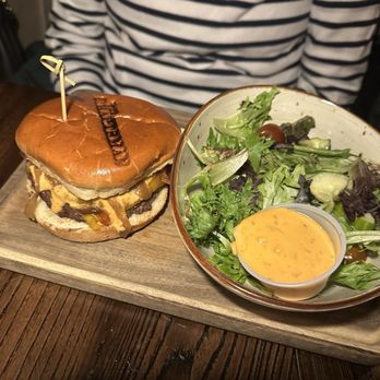 The Craftsman - Signature Burger - Coffee & Tea Near Me - Fair Lawn, New Jersey The Craftsman - Signature Burger - Coffee & Tea Near Me - Fair Lawn, New Jersey