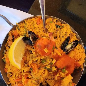 Salamanca - Seafood paella - this is the large which is supposed to feed two. It's actually pretty large, so more appropriate for  3 - 4 people. - Spanish Near Me - Dublin, D