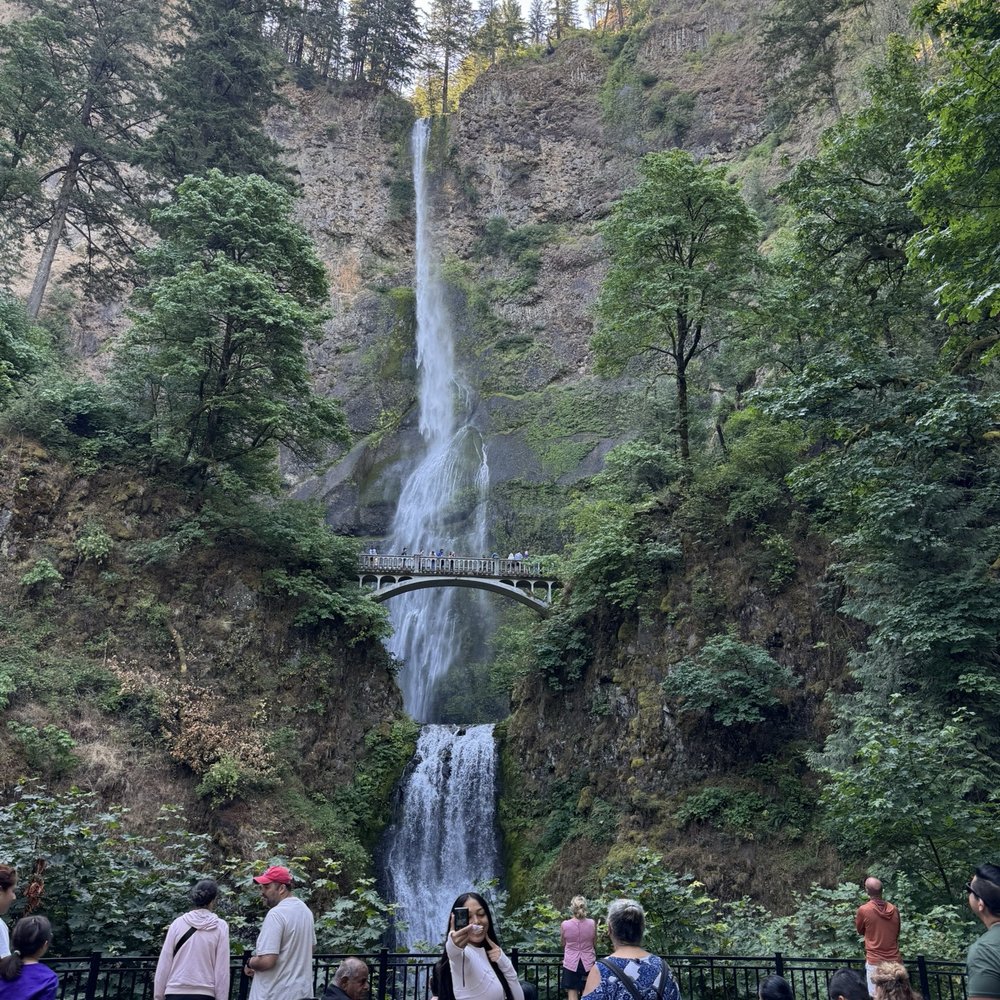 Multnomah Falls - Hiking Near Me - Bridal Veil, Oregon Multnomah Falls - Hiking Near Me - Bridal Veil, Oregon