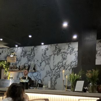 Il Leone - Italian Near Me - Matawan, New Jersey