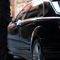 Miami Vip Limo and Card Services - Car Service From Fort Lauderdale Airport - Call Now 786.250.6462