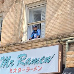 Mr Ramen - Fan in the upper level