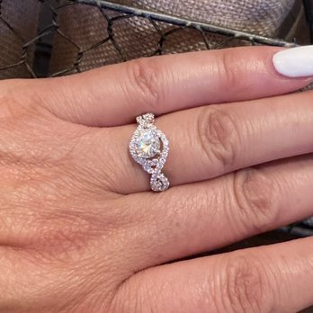 Queens Jewelers - Jewelry Near Me - Redlands, California Queens Jewelers - Jewelry Near Me - Redlands, California
