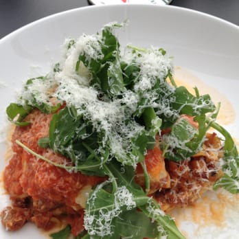 Erasmus Paviljoen - Gratis proef diner voor de medewerkers. Overheerlijke lasagne :-) - Venues & Event Spaces Near Me - Rotterdam, ZH