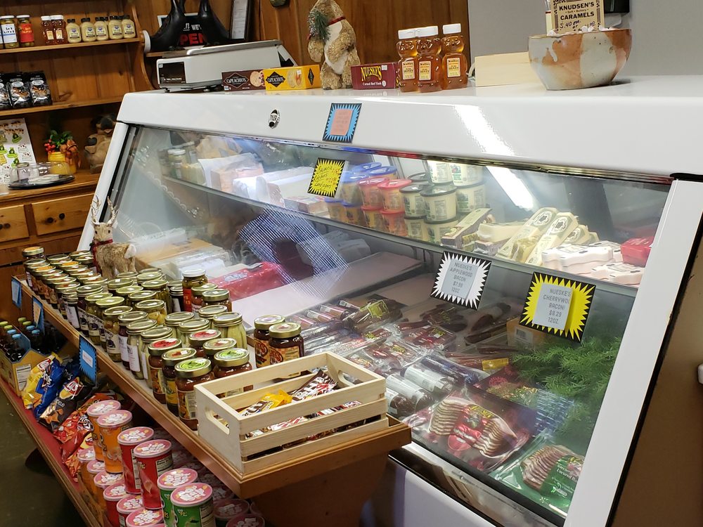 LOWELLES CURD AND WHEY CHEESE HOUSE Updated October 2024 424 N US