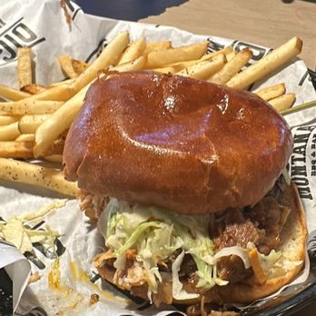 Montana's - Pulled pork sandwich - Comfort Food Near Me - Langley, British Columbia