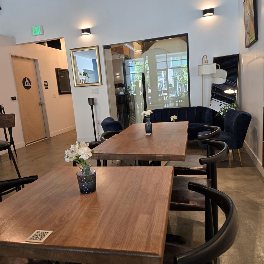 Flow Wine & Coffee - Interior - Coffee & Tea Near Me - Burbank, California Flow Wine & Coffee - Interior - Coffee & Tea Near Me - Burbank, California
