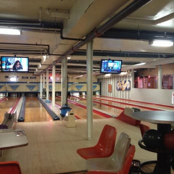 Casper's and Runyon's Nook - Bowling alley in the basement. - Dive Bars Near Me - Saint Paul, Minnesota