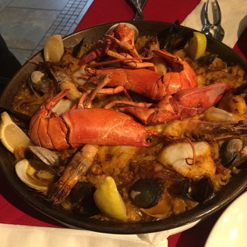 VIVO Tapas KITCHEN LOUNGE - Marinara paella for two - Spanish Near Me - Newark, New Jersey