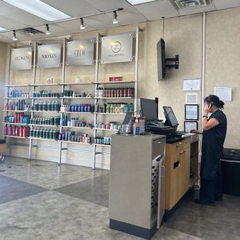 Supercuts - Hair Salons Near Me - COSTA MESA, California