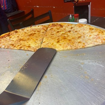 Fernanda's NY Pizza - Delicious cheese pizza! - Pizza Near Me - Studio City, California Fernanda's NY Pizza - Delicious cheese pizza! - Pizza Near Me - Studio City, California