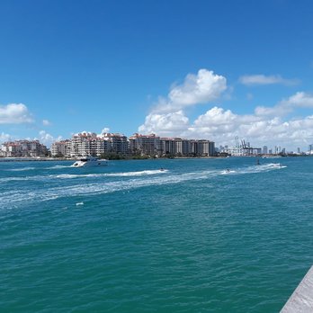 South Pointe Park - Parks Near Me - Miami Beach, Florida South Pointe Park - Parks Near Me - Miami Beach, Florida