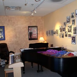 Kirk's Studio for the Performing Arts - Our 7' Yamaha Concert grand.
