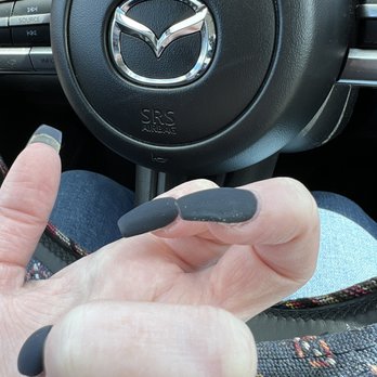 La La Nails - bubbles in my nail - Nail Salons Near Me - Knoxville, Tennessee