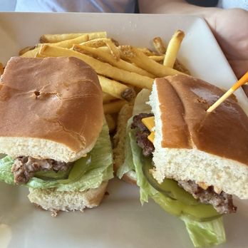 Marie Callender's - mini sliders - American Near Me - Camarillo, California