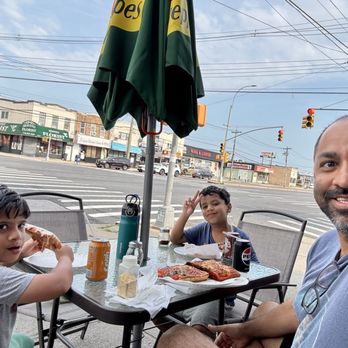 Romeo's Pizzeria - Pizza Near Me - Ozone Park, New York