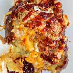 Bustin Butts BBQ - Smackin Mackin Tater