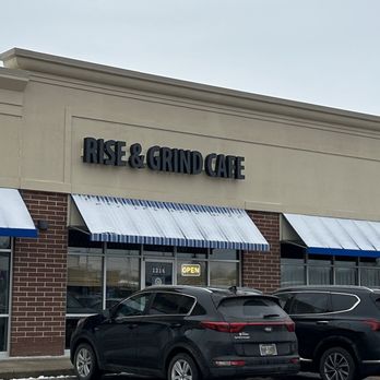 Rise & Grind Cafe - Front entrance - Coffee & Tea Near Me - Berea, Ohio