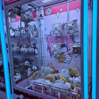 Top Canvas - Claw machine - Arcades Near Me - Tustin, California Top Canvas - Claw machine - Arcades Near Me - Tustin, California