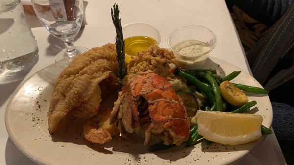 The Motown Bistro by null