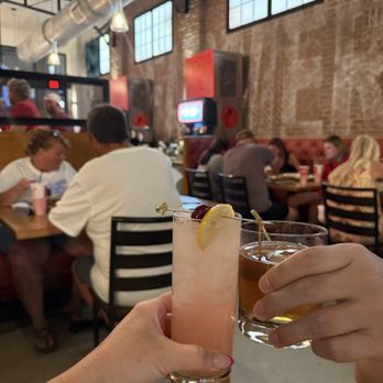 The Polite Pig - Lemonade and old fashioned - Barbeque Near Me - Orlando, Florida