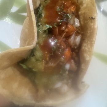 Mariscos El Malecon - Up close on the Tasty GREAT chicken taco with hot salsa!! - Mexican Near Me - Fresno, California