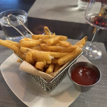 Fire Restaurant & Lounge - Fries - New American Near Me - Denver, Colorado