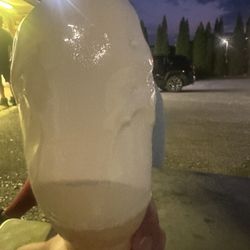 Annie's Ice Cream - Small soft serve vanilla