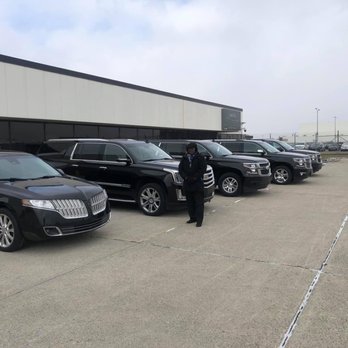 Ott Limousine - Our team at Signature Flights DTW waiting on clients. - Limos Near Me - Canton, Michigan