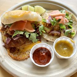 Taqueria Hawaii - Pork belly bao taco and chicken taco