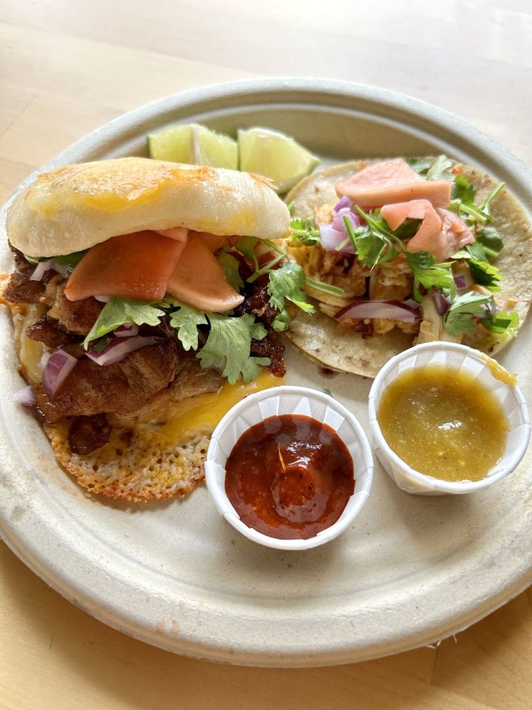 Taqueria Hawaii