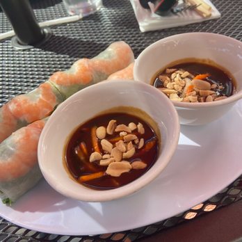 Pho Bo - Shrimp spring rolls - Vietnamese Near Me - San Diego, California Pho Bo - Shrimp spring rolls - Vietnamese Near Me - San Diego, California
