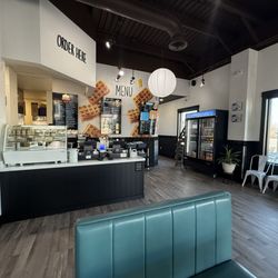 Waffle Stop and Authentic Salvadorean Cafe - Restaurant