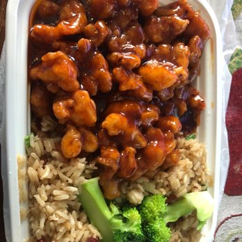 Golden Wall - General tso's chicken lunch menu. Pretty good. - Chinese Near Me - New Orleans, Louisiana Golden Wall - General tso's chicken lunch menu. Pretty good. - Chinese Near Me - New Orleans, Louisiana