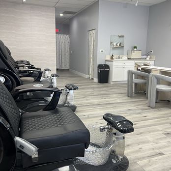 Y2 Nail Salon - Pedicure Chairs - Nail Salons Near Me - Ontario, California Y2 Nail Salon - Pedicure Chairs - Nail Salons Near Me - Ontario, California