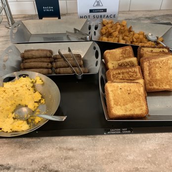 Aspire Airport Lounge - Food - Airport Lounges Near Me - Ontario, California Aspire Airport Lounge - Food - Airport Lounges Near Me - Ontario, California