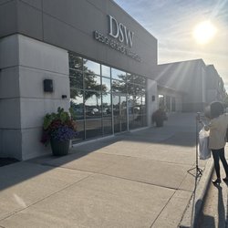 DSW Designer Shoe Warehouse - Welcome