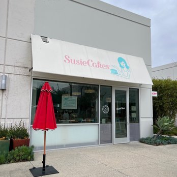 SusieCakes - Outside the store - Bakeries Near Me - Costa Mesa, California SusieCakes - Outside the store - Bakeries Near Me - Costa Mesa, California