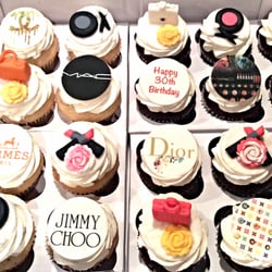 SophistiCakes - Custom Designer Cupcakes
