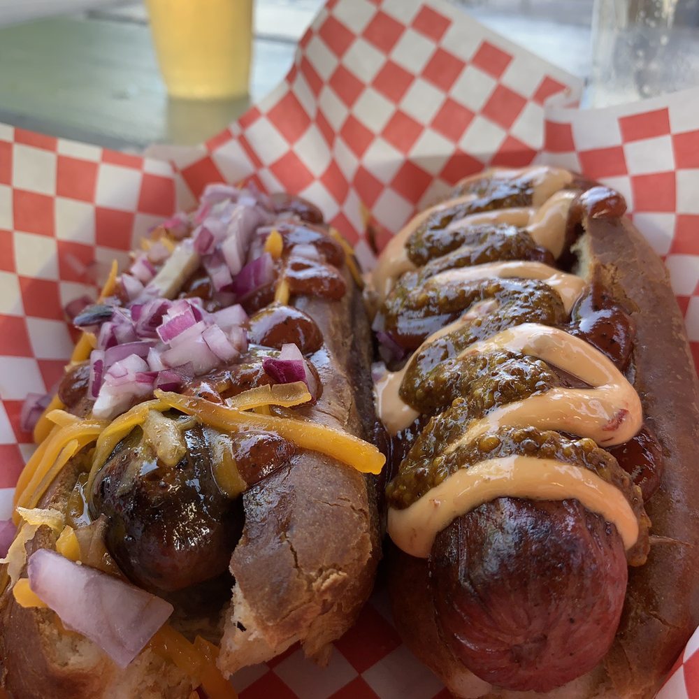 Moon Tower - Buffalo chipotle and wagu with mustard and mayo - Dive Bars Near Me - Houston, Texas Moon Tower - Buffalo chipotle and wagu with mustard and mayo - Dive Bars Near Me - Houston, Texas
