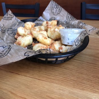 Lakefront Brewery - Delicious cheese curds - Breweries Near Me - Milwaukee, Wisconsin