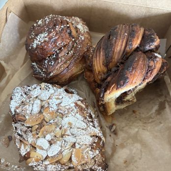 Reunion Bread - Almond Croissant Golfeado Aka Venezuelan Sticky Bun Chocolate Babka - Bakeries Near Me - Denver, Colorado