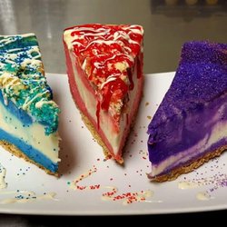 Lucki's Cheesecakes - 6 Mile