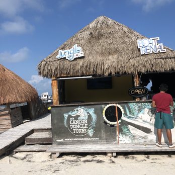 Blue Ray Marina - Located at Chahi Marina - Boat Charters Near Me - Cancún, ROO