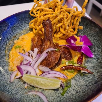Elephant District - Khaosoi Pu Nim - Thai Near Me - Brooklyn, New York